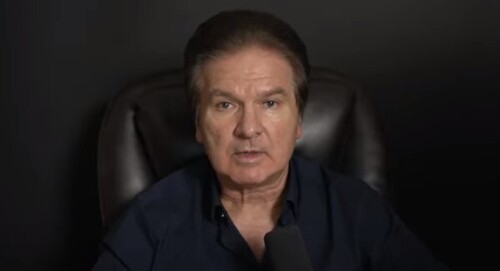 "Агрессор атакует Донбасс, а Запад обсуждает его капитуляцию" - Юрий Швец (ВИДЕО)