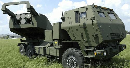 Ракетні комплекси HIMARS вже в Україні — Резніков