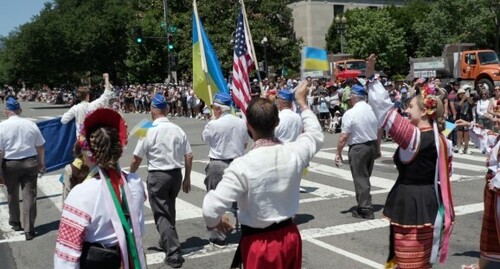 Різниця між рівнем підтримки України демократами та республіканцями зростає. 4 висновки опитування громадської думки США