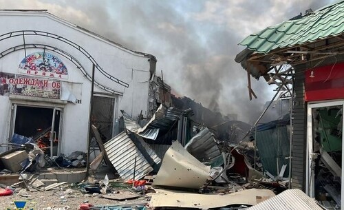 Украинские войска отступили из Лисичанска; Россия обвиняет Украину в обстреле Белгорода