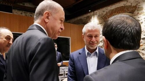 Печерский Холм: Абрамович помогает Украине менять пленных...?