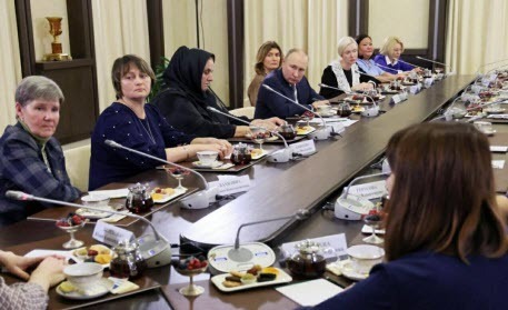 Сито Сократа: Служение ущербности